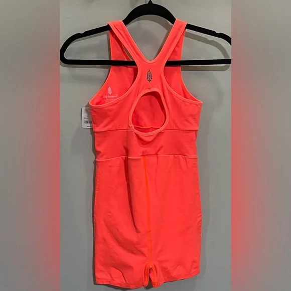 FP MOVEMENT NWT Every Single Time Runsie
Neon Coral Various Sizes - Picture 3 of 7